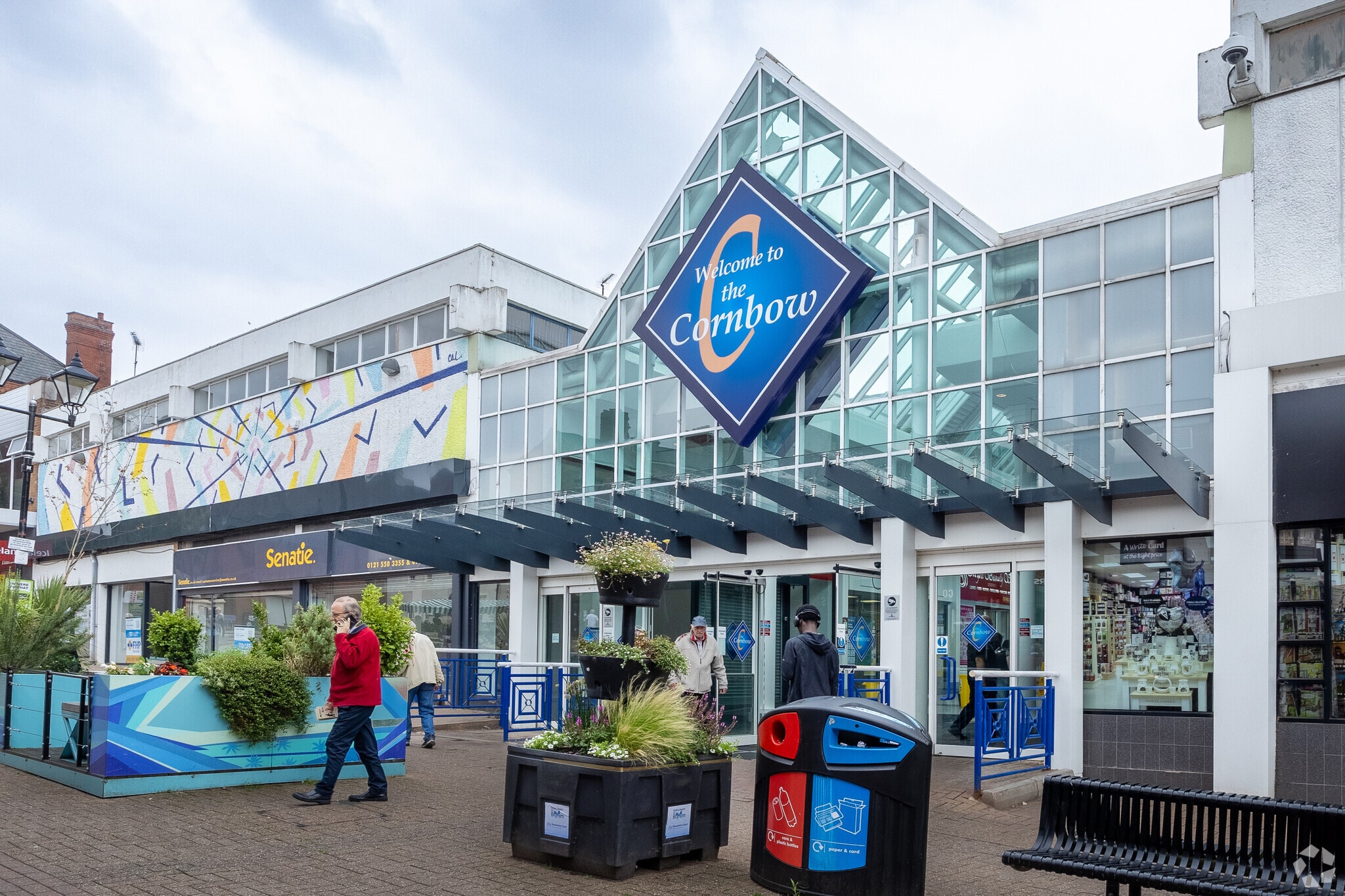 Hagley Mall, Halesowen for lease Primary Photo- Image 1 of 51