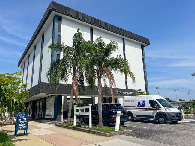 More details for 2131 Hollywood Blvd, Hollywood, FL - Office for Lease