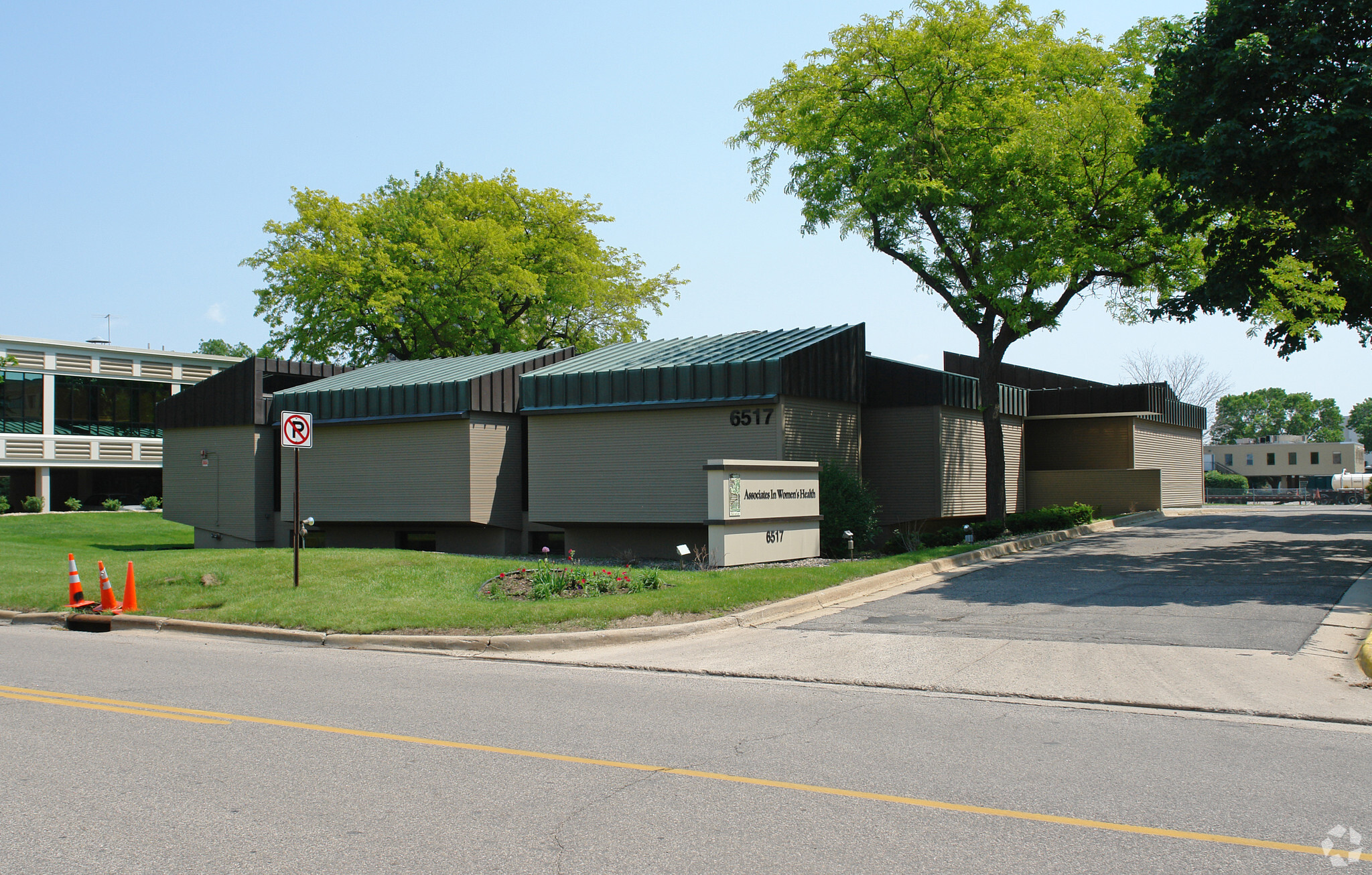 6517 S Drew Ave, Edina, MN for lease Primary Photo- Image 1 of 5