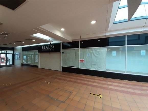 49 Low St, Keighley for lease Interior Photo- Image 1 of 7