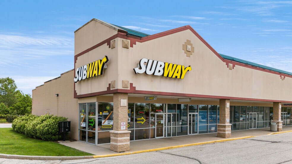 1200-1252 N Nappanee St, Elkhart, IN à louer - Photo du bâtiment - Image 3 de 17