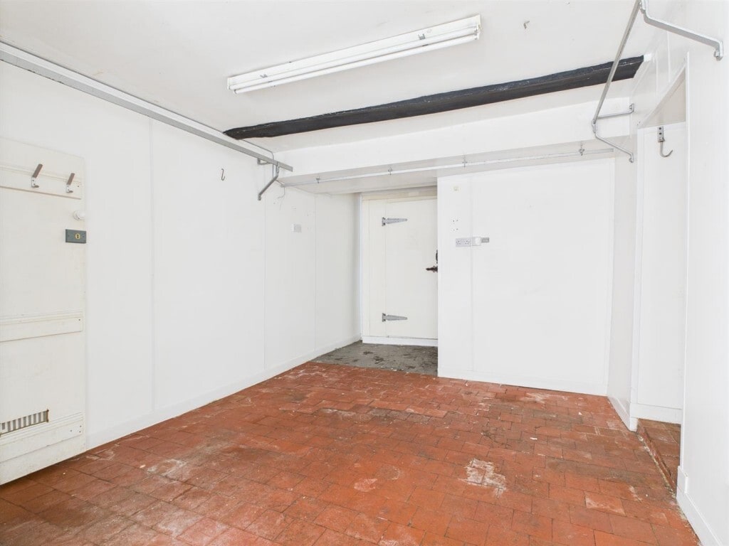 2-3 York St, Stourport On Severn for lease Interior Photo- Image 1 of 3