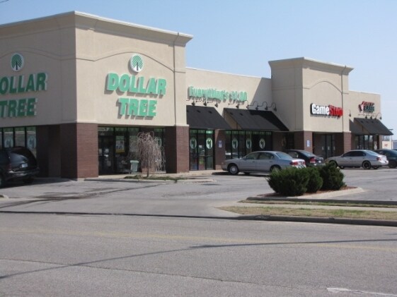 2830-2832 N Broadway St, Pittsburg, KS à louer - Photo du bâtiment - Image 2 de 5