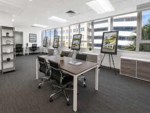 218 Datura St, West Palm Beach, FL for lease Interior Photo- Image 2 of 5