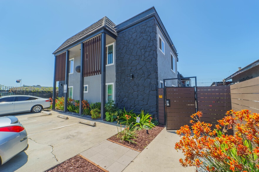 4022 42nd St, San Diego, CA for sale - Primary Photo - Image 1 of 21