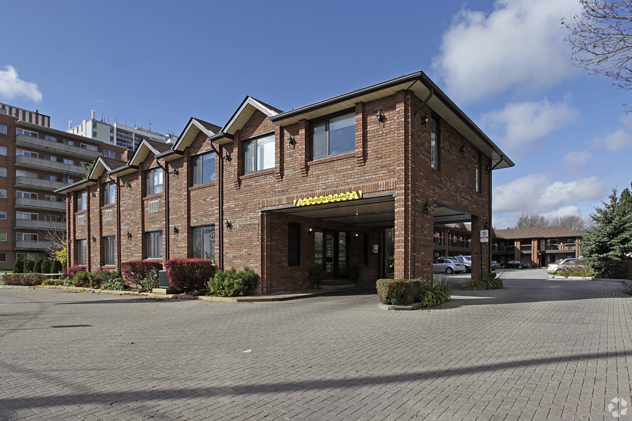 1303 Lakeshore Rd E, Mississauga, ON for sale Primary Photo- Image 1 of 3