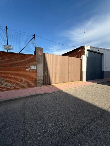 Terrain dans Torrijos, Toledo à vendre - Photo du bâtiment - Image 1 de 5