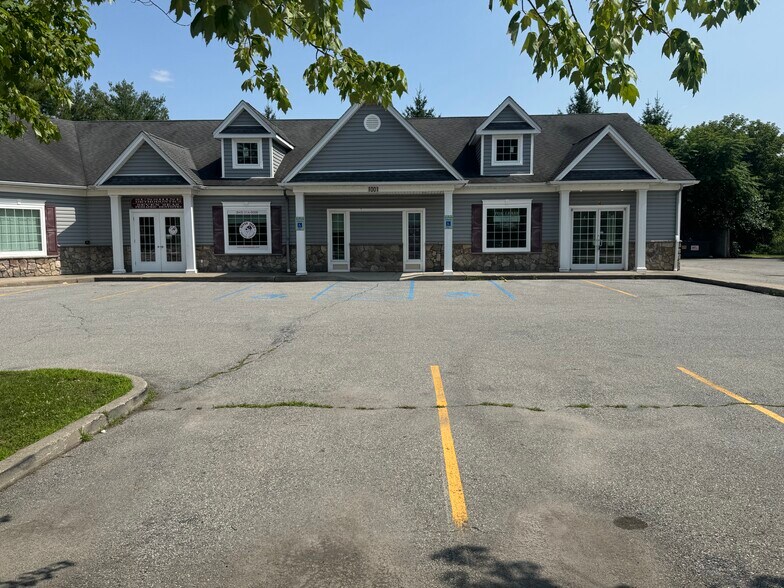 1001 Route 376, Wappingers Falls, NY à louer - Photo du bâtiment - Image 1 de 15