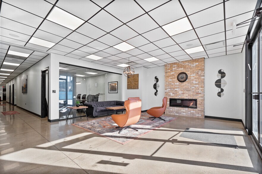 7358-7360 N Lincoln Ave, Lincolnwood, IL à louer - Photo intérieure - Image 1 de 25