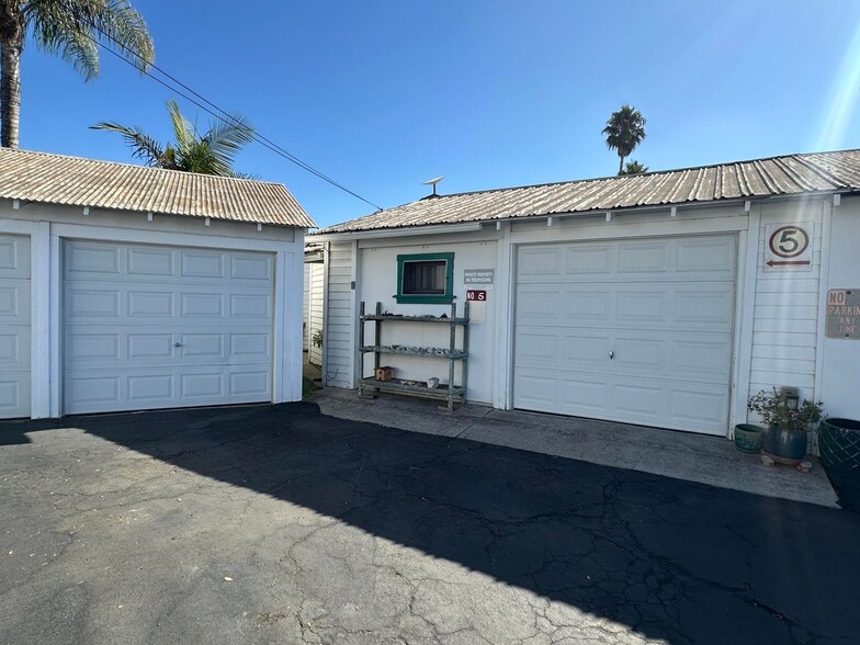 150-160 Orange Ave, Goleta, CA à vendre - Photo du bâtiment - Image 2 de 7