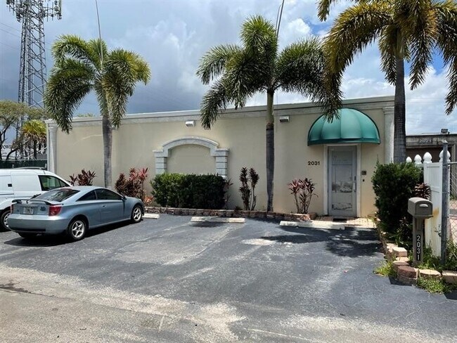 More details for 2031 NW 22nd St, Pompano Beach, FL - Industrial for Lease