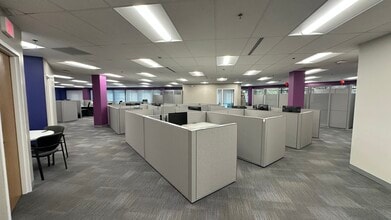 6480 Rockside Woods Blvd, Independence, OH à louer Photo intérieure- Image 1 de 16