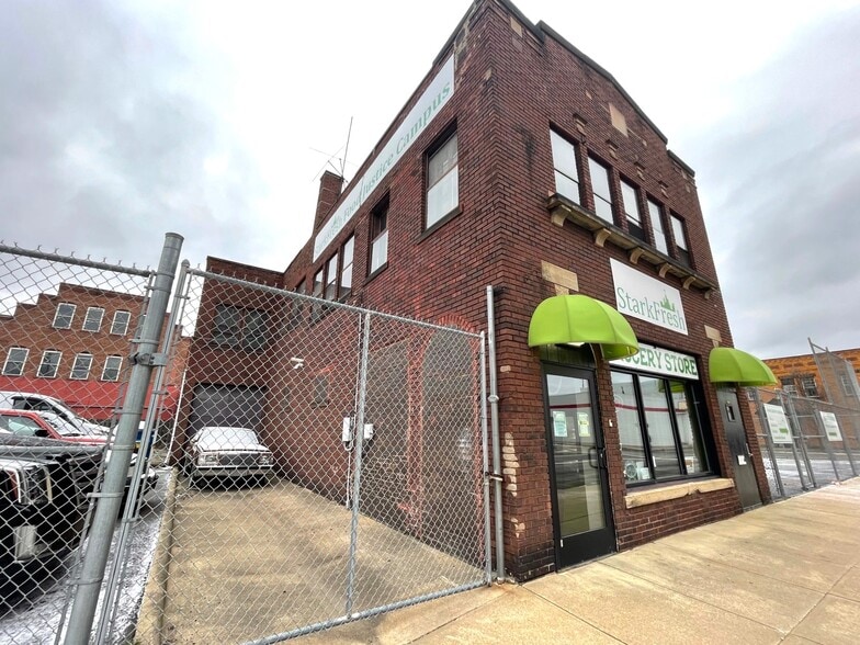 321 Cherry Ave NE, Canton, OH for sale - Building Photo - Image 2 of 29
