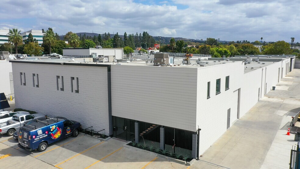 12220-12300 Washington Blvd, Whittier, CA for lease - Building Photo - Image 2 of 3