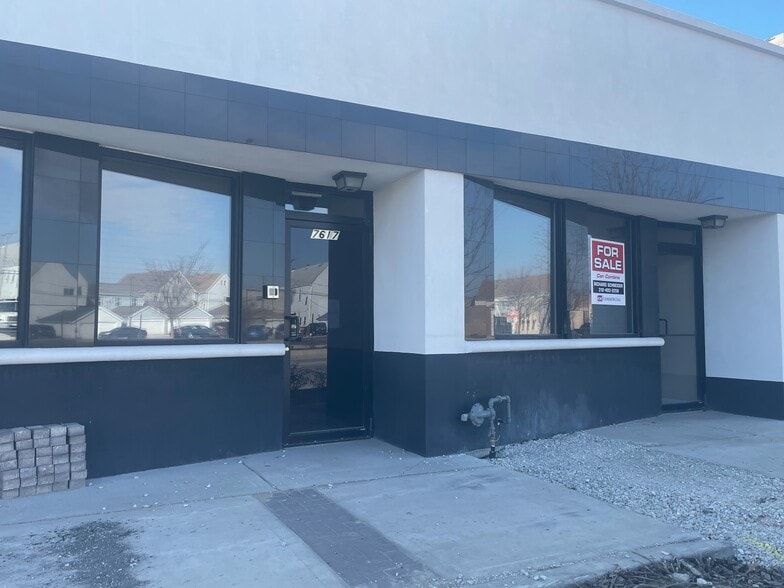 7625-7629 W 63rd St, Summit, IL for sale - Building Photo - Image 2 of 4