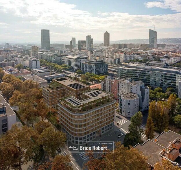 Flex dans Lyon à louer - Photo du bâtiment - Image 2 de 21