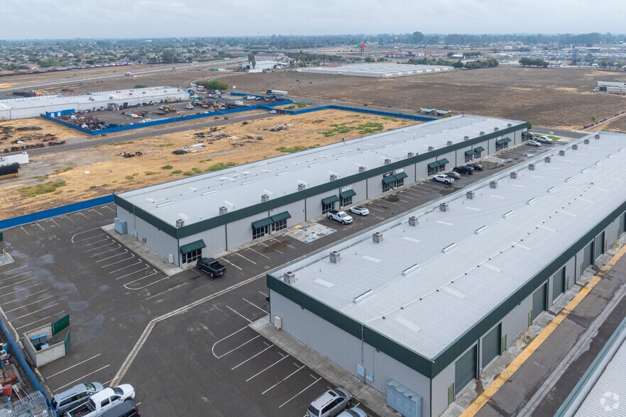 1500 Enterprise Dr, Lemoore, CA for sale - Aerial - Image 3 of 19