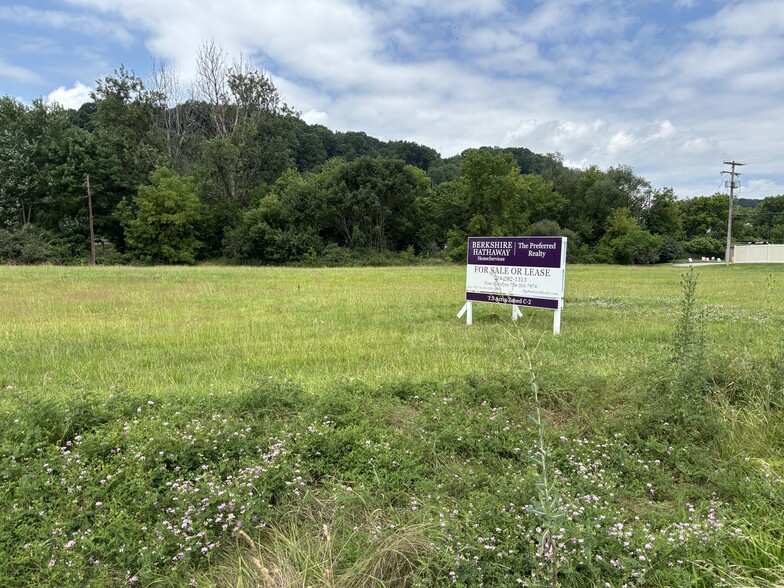 170 Pittsburgh Rd, Butler, PA for sale - Building Photo - Image 2 of 6