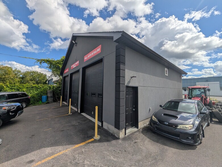 1494 Cyrville Rd, Gloucester, ON à louer - Photo principale - Image 1 de 5