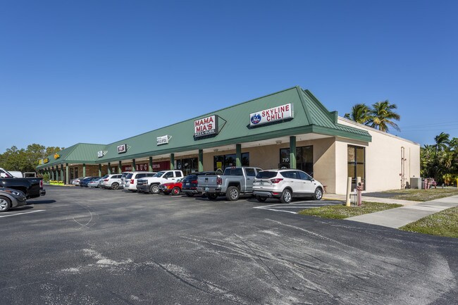 More details for 710-778 9th St N, Naples, FL - Retail for Lease