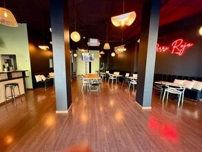 Retail in Roses, Gerona for lease Interior Photo- Image 2 of 10