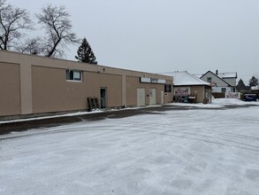 4326 Drummond Rd, Niagara Falls, ON for lease Building Photo- Image 1 of 64