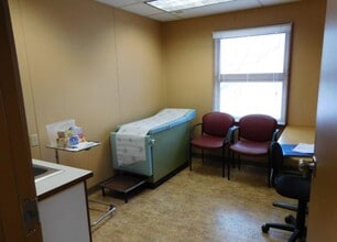 714 Chase Pky, Waterbury, CT for lease Interior Photo- Image 2 of 2