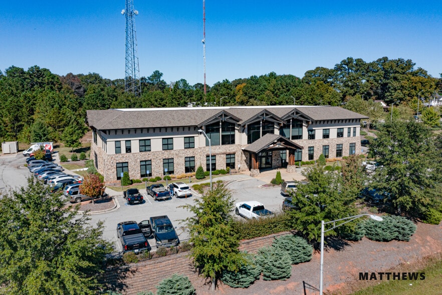 1075 Lafayette Pky, Lagrange, GA à vendre - Photo du bâtiment - Image 1 de 6
