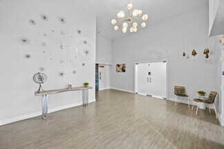 Plus de détails pour 1940 Harrison St, Hollywood, FL - Bureau à louer