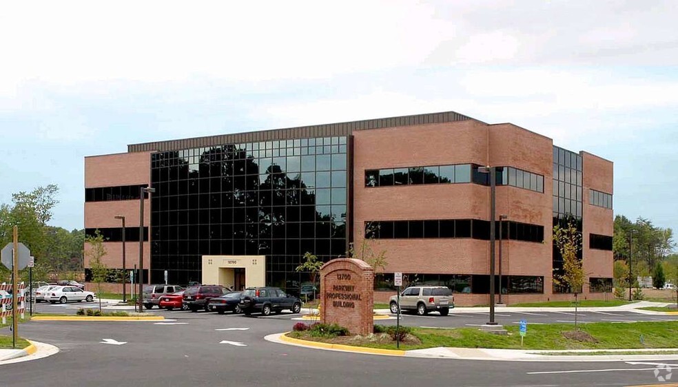 12700 Black Forest Ln, Woodbridge, VA for lease - Building Photo - Image 2 of 6