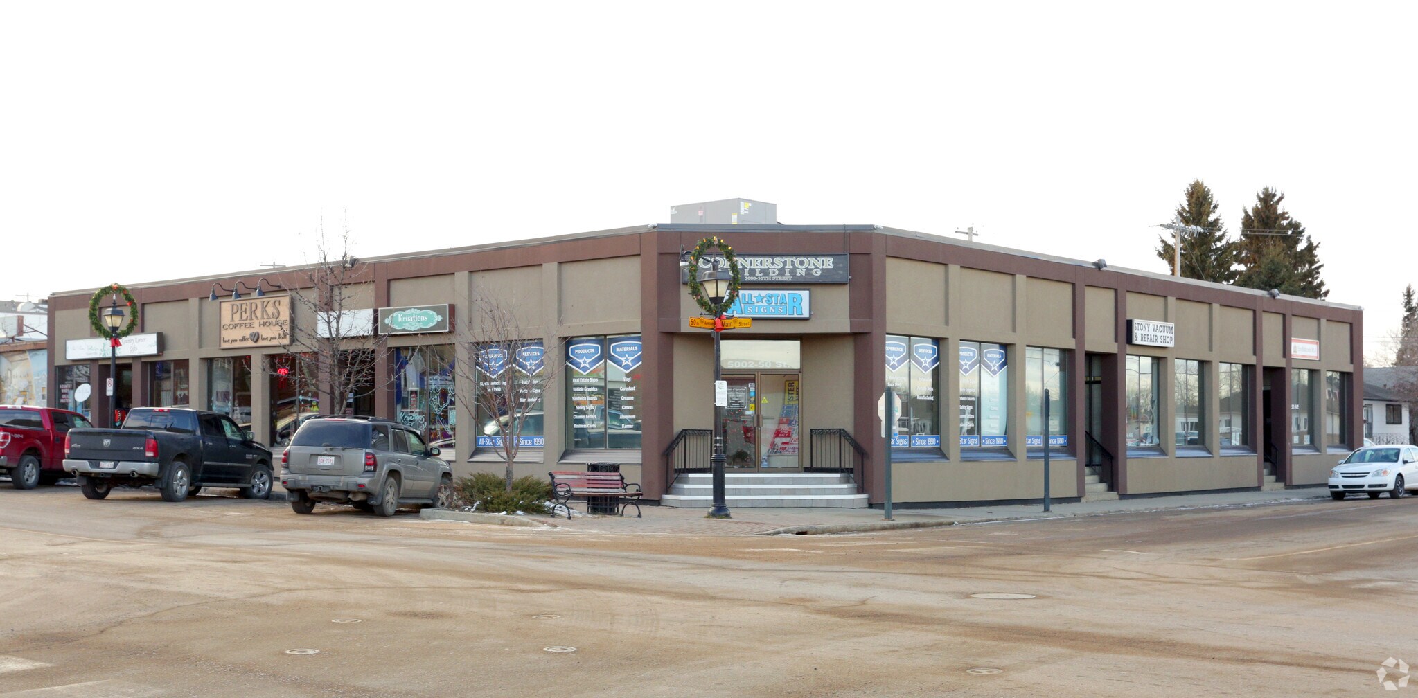 5002-5004 50 St, Stony Plain, AB à vendre Photo principale- Image 1 de 1