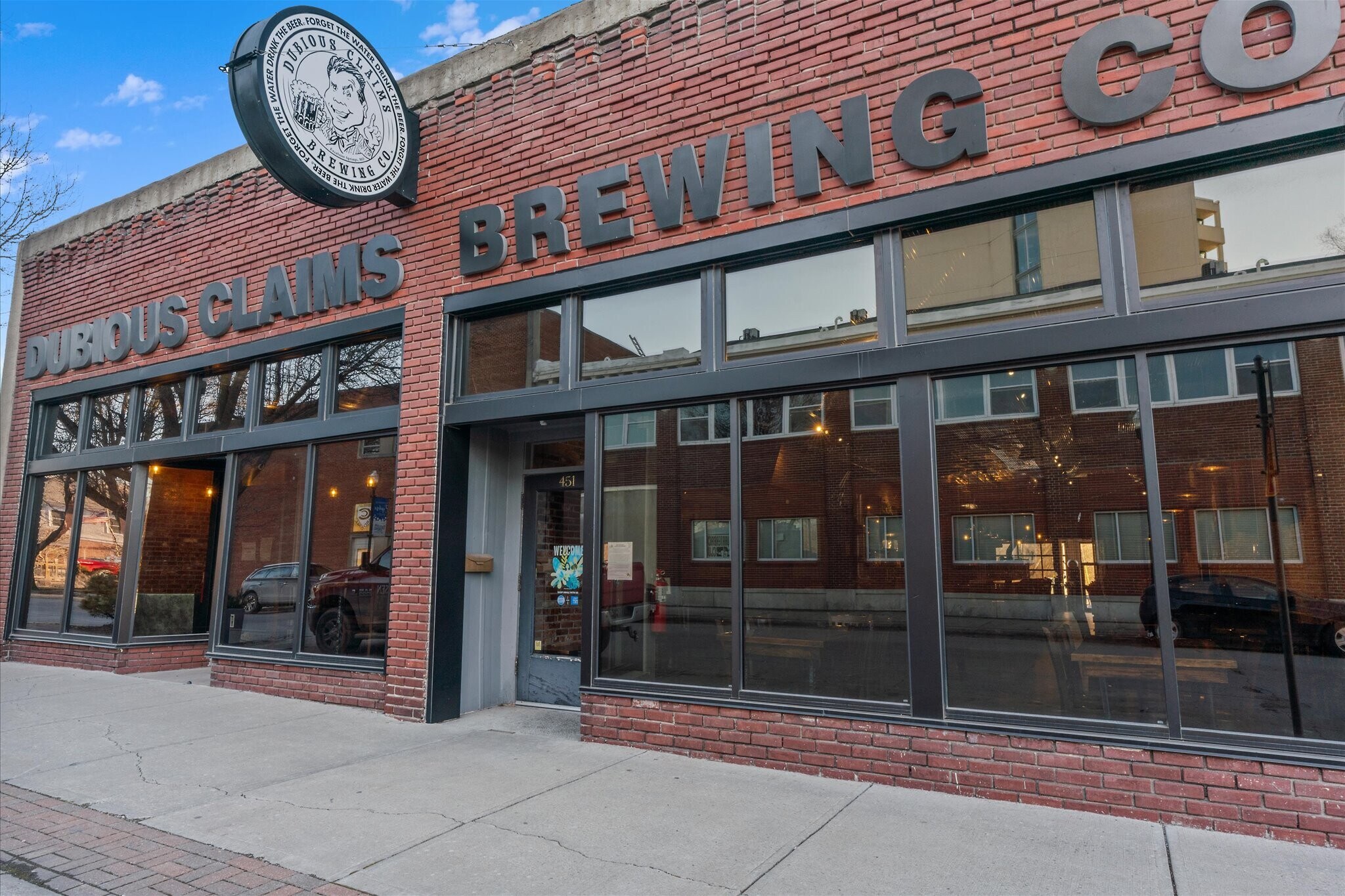 451 S Thompson Ave, Excelsior Springs, MO à vendre Photo principale- Image 1 de 71