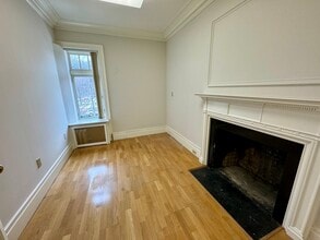 720 Hopmeadow St, Simsbury, CT for sale Interior Photo- Image 2 of 5