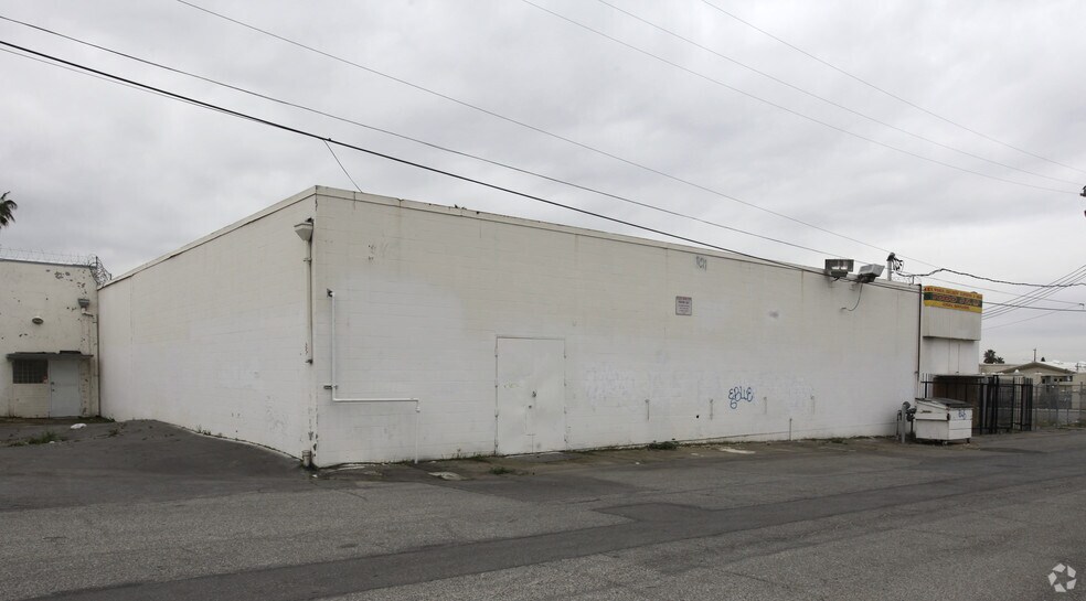 2800-2814 Niles St, Bakersfield, CA à vendre - Photo du bâtiment - Image 2 de 4