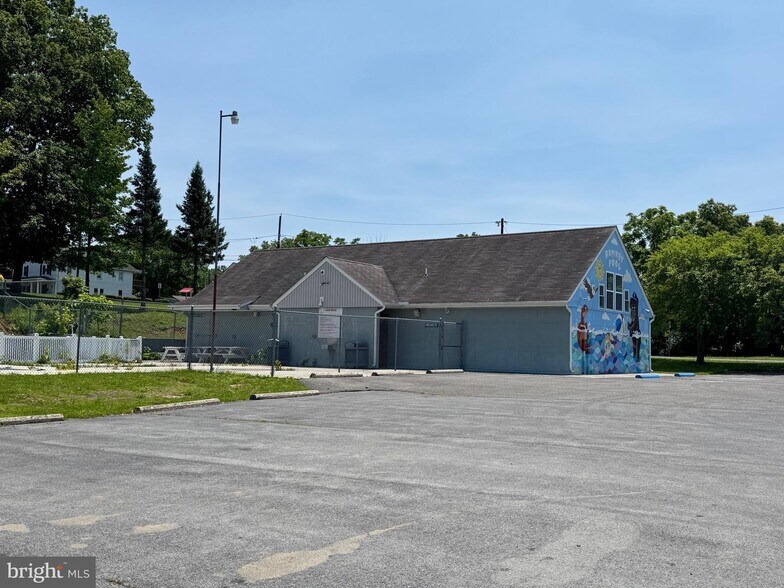 240 School St, Romney, WV for lease - Building Photo - Image 2 of 18