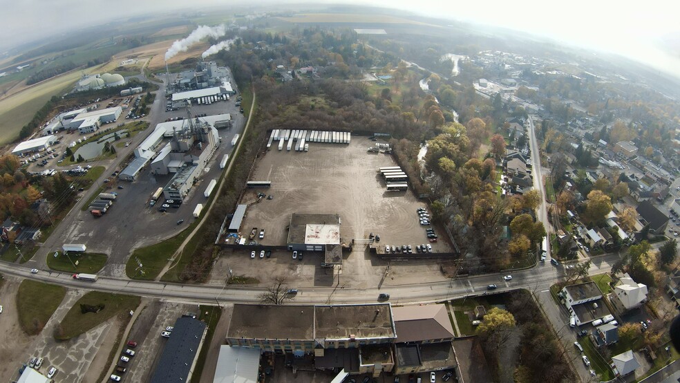 39 Arthur St N, Elmira, ON for lease - Building Photo - Image 3 of 5