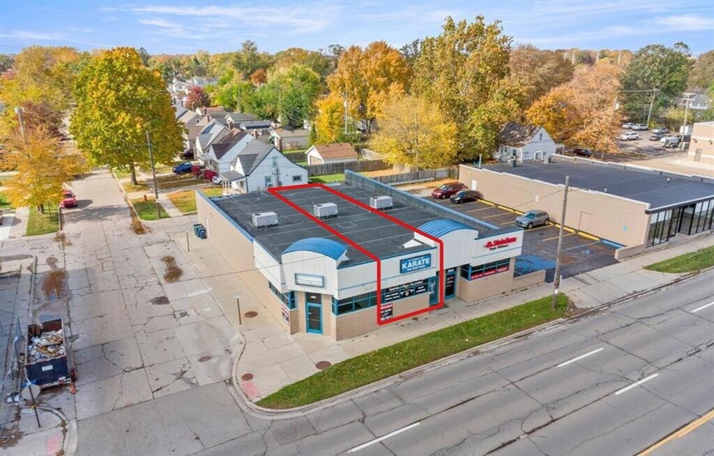 3930 Dix Hwy, Lincoln Park, MI à vendre Photo du bâtiment- Image 1 de 1