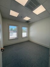 853 Lincoln Way, Auburn, CA for lease Interior Photo- Image 2 of 15