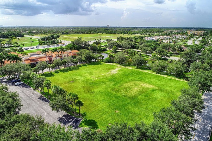 Health Center Blvd, Bonita Springs, FL à vendre - A rien - Image 2 de 6