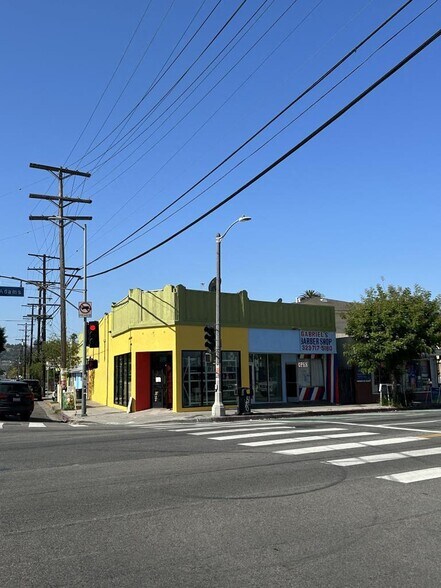 2603 Hauser Blvd, Los Angeles, CA à louer - Photo du bâtiment - Image 2 de 9