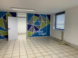 Plus de détails pour Bureau à louer