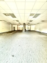 1403 Dunn Ave, Jacksonville, FL à louer Photo intérieure- Image 2 de 3