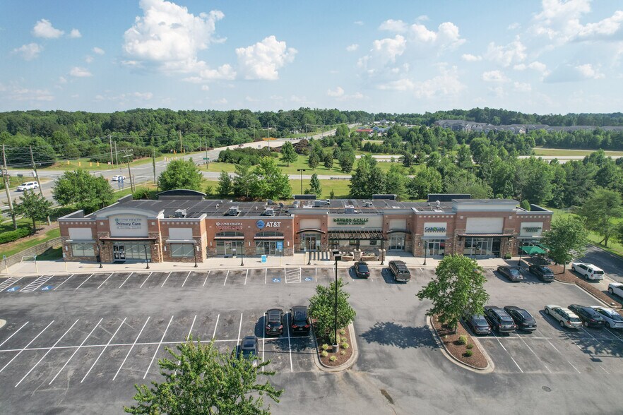 3711 Elmsley Ct, Greensboro, NC à louer - Photo du bâtiment - Image 2 de 10