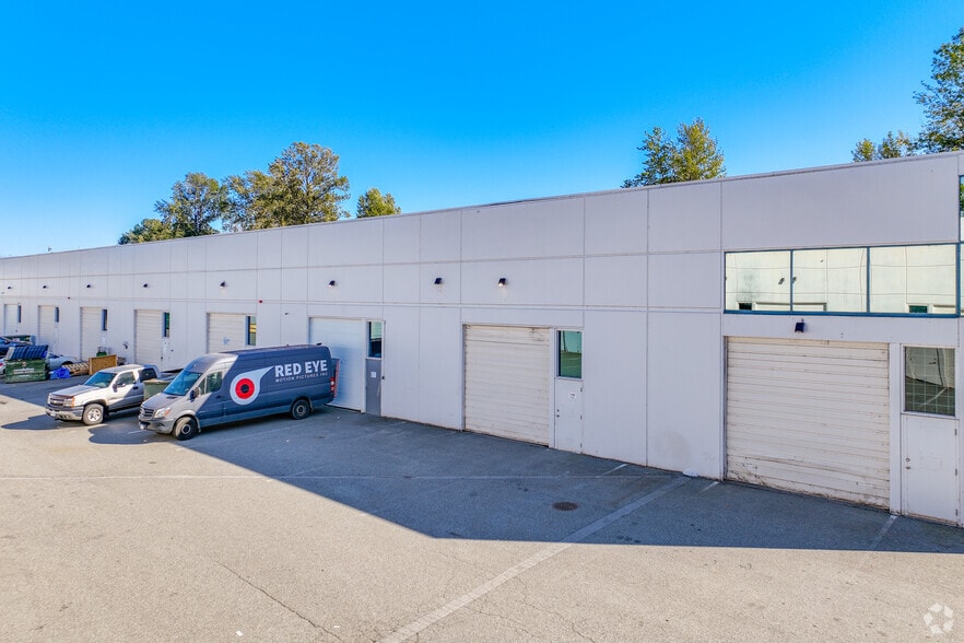 3738 North Fraser Way, Burnaby, BC for lease - Building Photo - Image 3 of 4