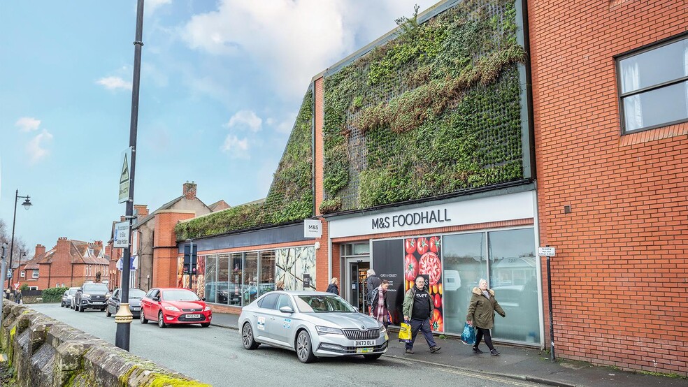 Smithfield Rd, Oswestry for sale - Primary Photo - Image 2 of 7