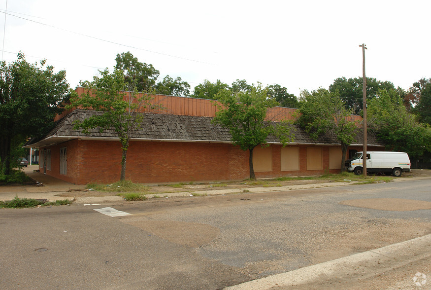 1800 Bailey Ave, Jackson, MS for lease - Building Photo - Image 2 of 2