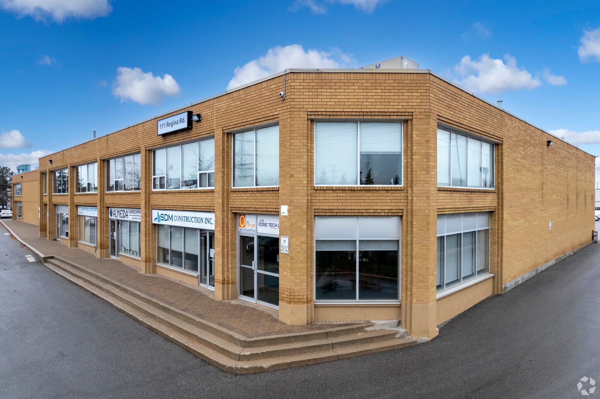 111 Regina Rd, Vaughan, ON for sale Primary Photo- Image 1 of 1