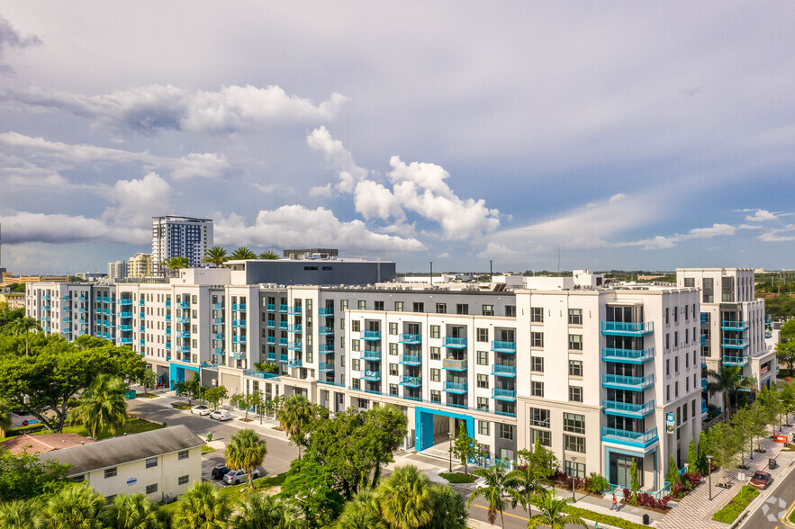 500 N Andrews Ave, Fort Lauderdale, FL à louer - Photo du bâtiment - Image 2 de 12