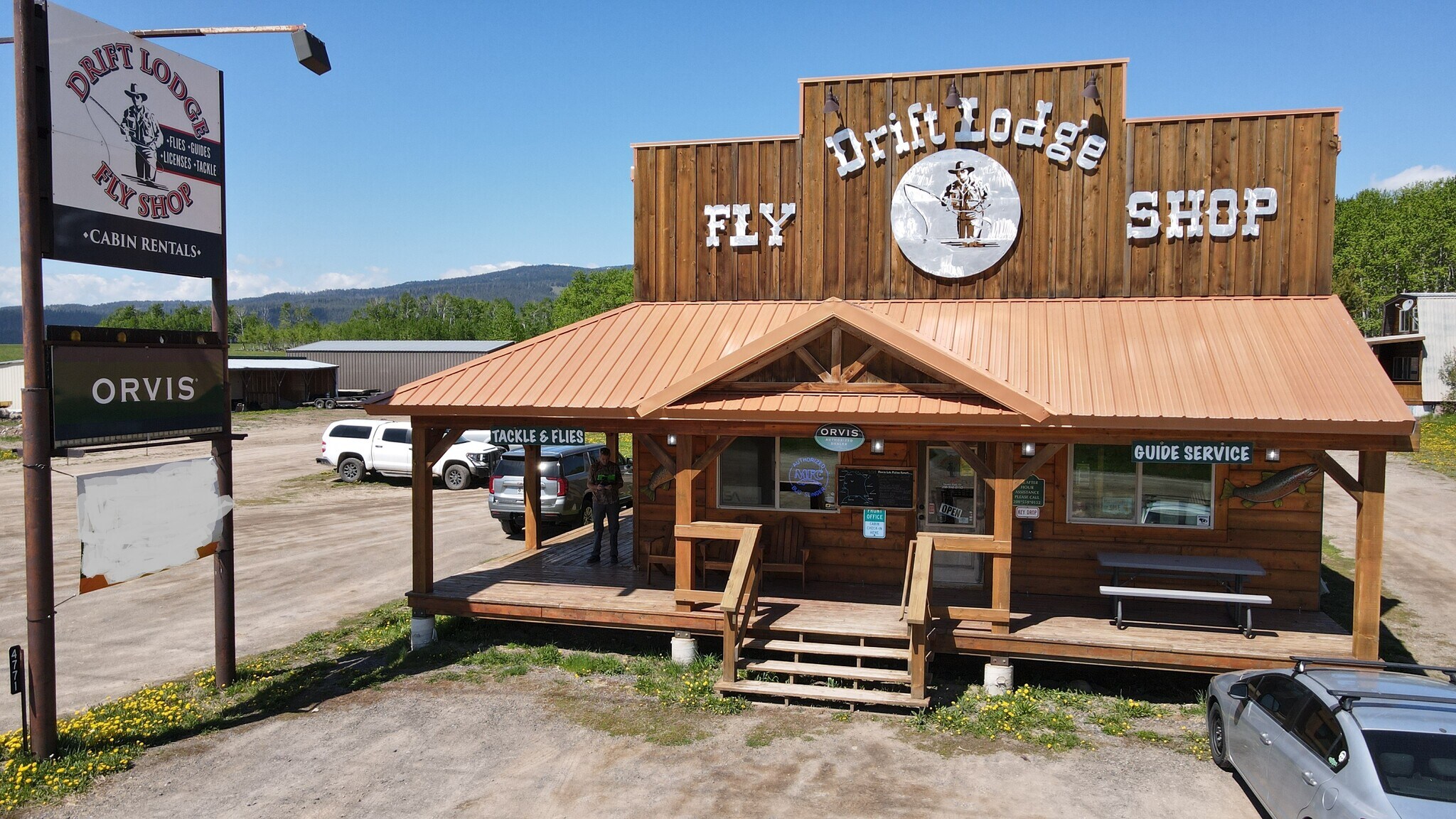 Drift Lodge & Fly Shop portefeuille de 2 propriétés à vendre sur LoopNet.ca Photo du bâtiment- Image 1 de 92