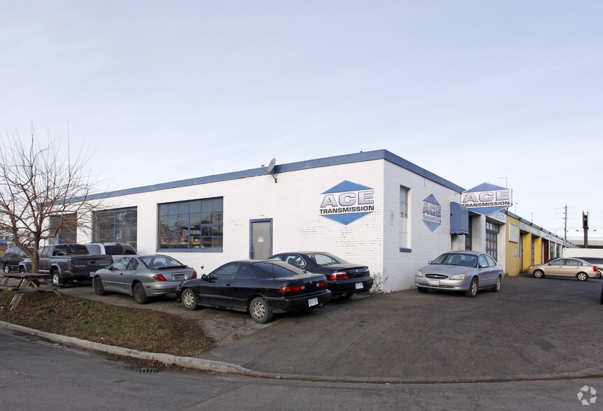 1401 The Queensway, Toronto, ON for sale - Primary Photo - Image 1 of 1